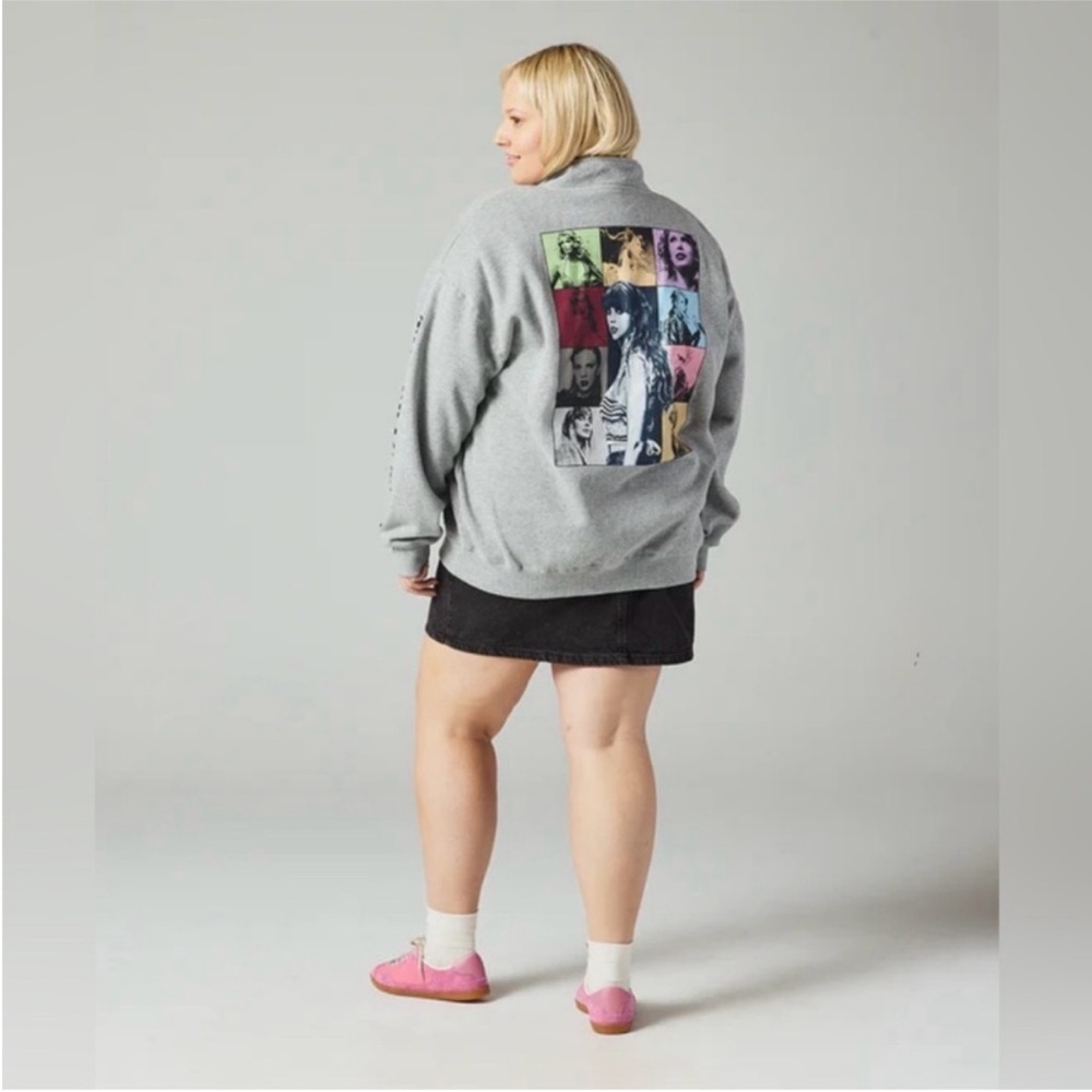 Taylor Swift Eras Tour Quarter Zip size medium